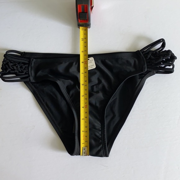 🆕 Black Bikini Bottoms…Cool side design NWT!!! - Picture 10 of 10